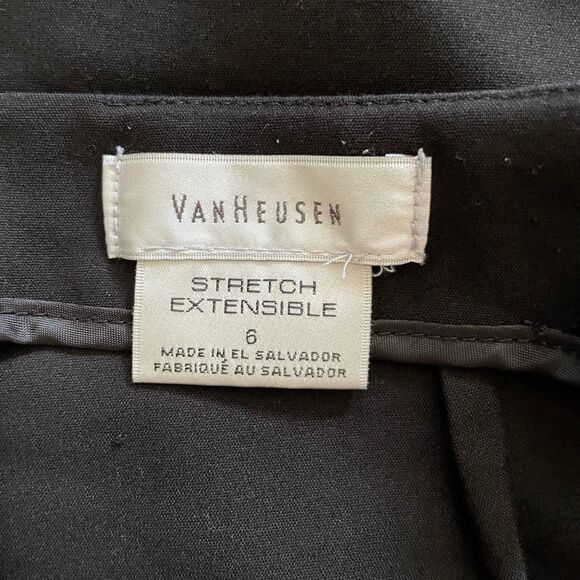 Van Heusen Stretch Extension skirt, with zip closer & back slit. - Picture 7 of 7